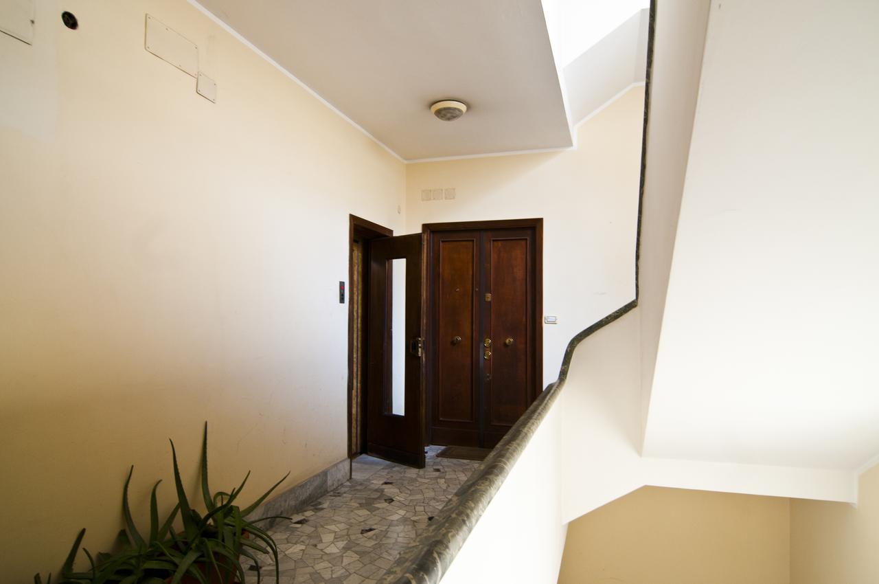 Villa Aquari Cozy Apartment Roma Ngoại thất bức ảnh